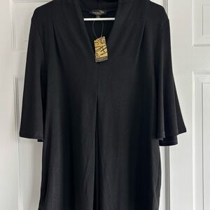Suzanne Betro Elegant Shawl Collar Black Knit Tunic Blouse.